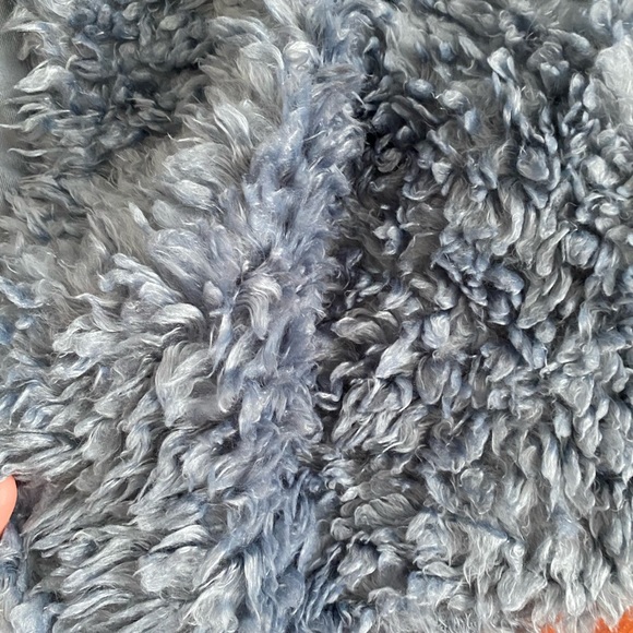 H&M Faux Fur Bomber Jacket - Picture 4 of 5